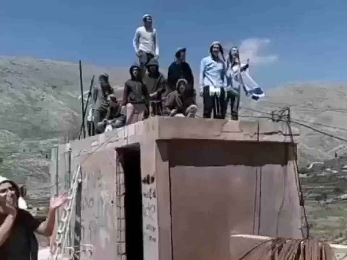 fd9f5feb-44d6-4c72-9912-c765b0e7672e