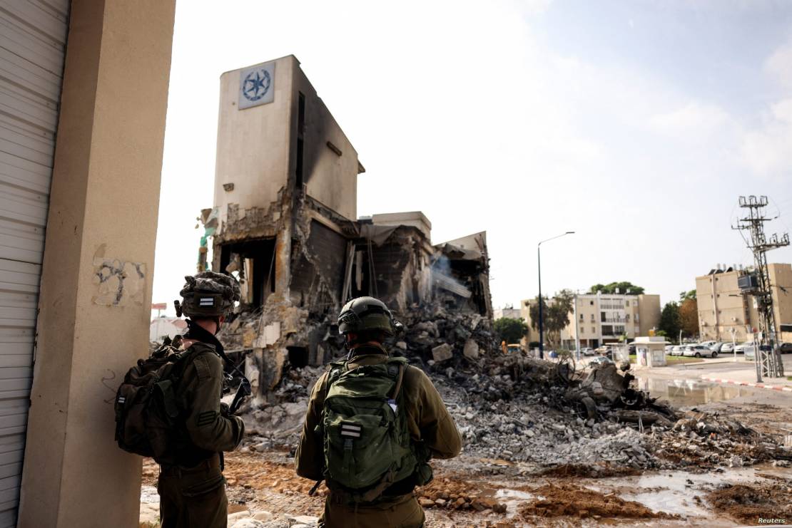 2023-10-08T072555Z_1236416645_RC26O3AS6V44_RTRMADP_3_ISRAEL-PALESTINIANS-scaled