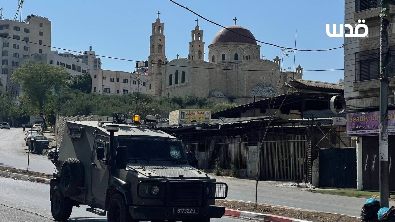https://qudsn.co/الاحتلال يعتقل العشرات الفلسطينيين ويهدم منزل شهيد 