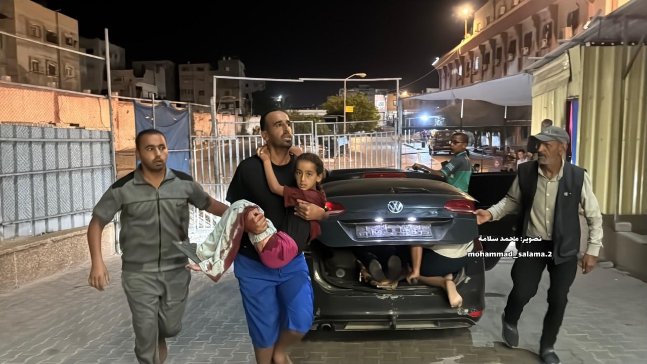 https://qudsn.co/عشرات الشهداء والإصابات في مجزرة مساعدات جديدة بقطاع غزة 