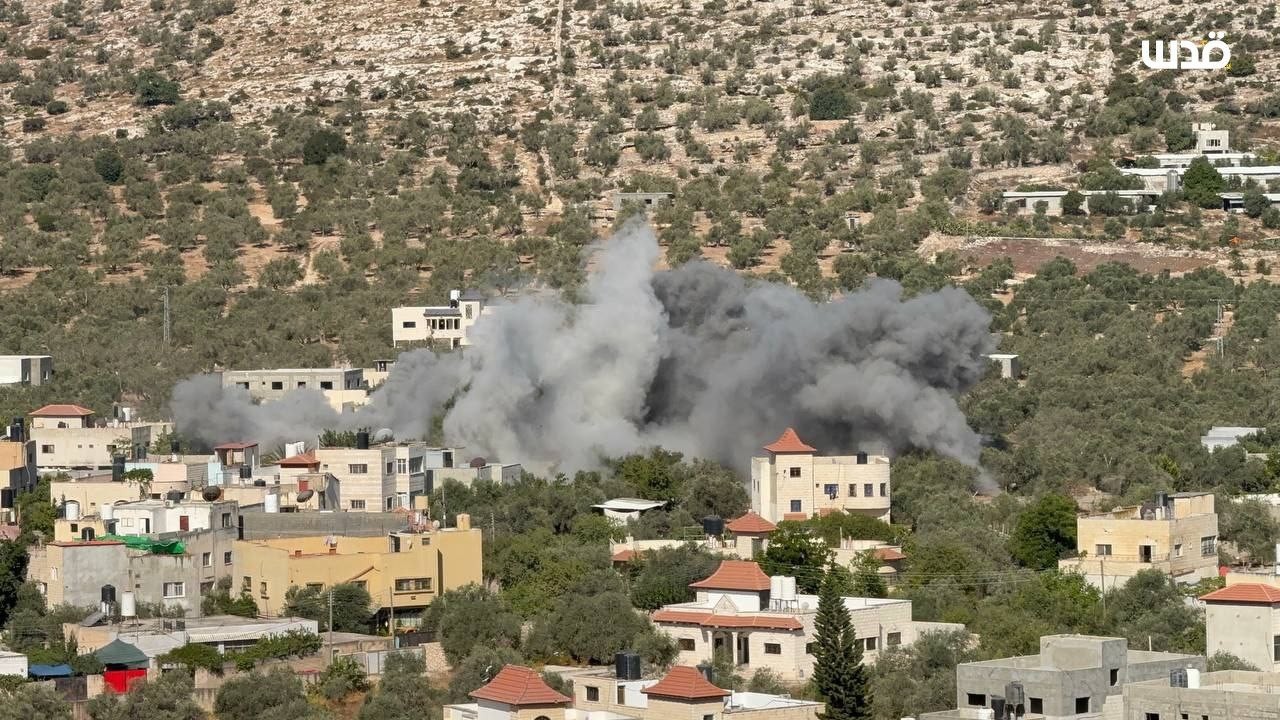 اقتحامات واعتقالات بالضفة وتفجير منازل شهداء في جنين 