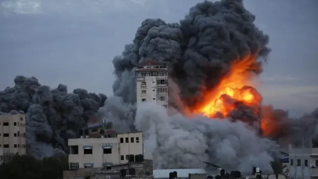 ارتكب جرائم إبادة في غزة.. "هند رجب" تلاحق جنديا إسرائيليا في قبرص