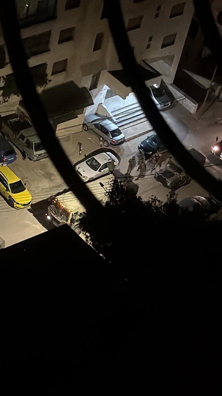 فلسطين – استمرار عمليات المداهمة والاعتقالات في الضفة الغربية والقدس