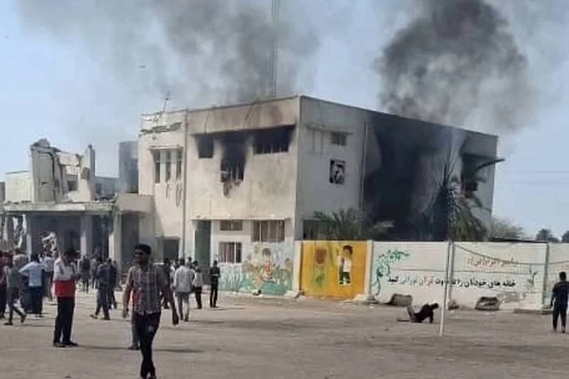 فلسطين – 51 شهيداً في مجزرة استهدفت مدرسة جنوب إيران