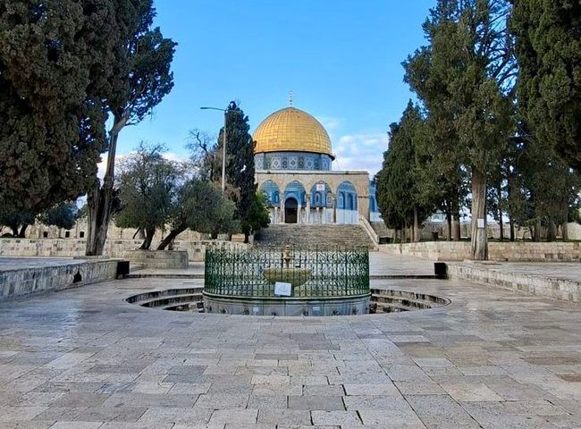 فلسطين – الأقصى مغلق ومن دون اعتكاف ليلة القدر ومحيطه ثكنات عسكرية