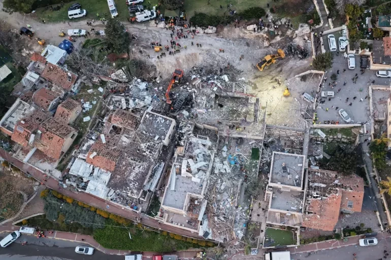 فلسطين – ما أخفته الأقمار الصناعية.. تفاصيل جديدة عن ضربة إيران الكبرى لـ”إسرائيل”