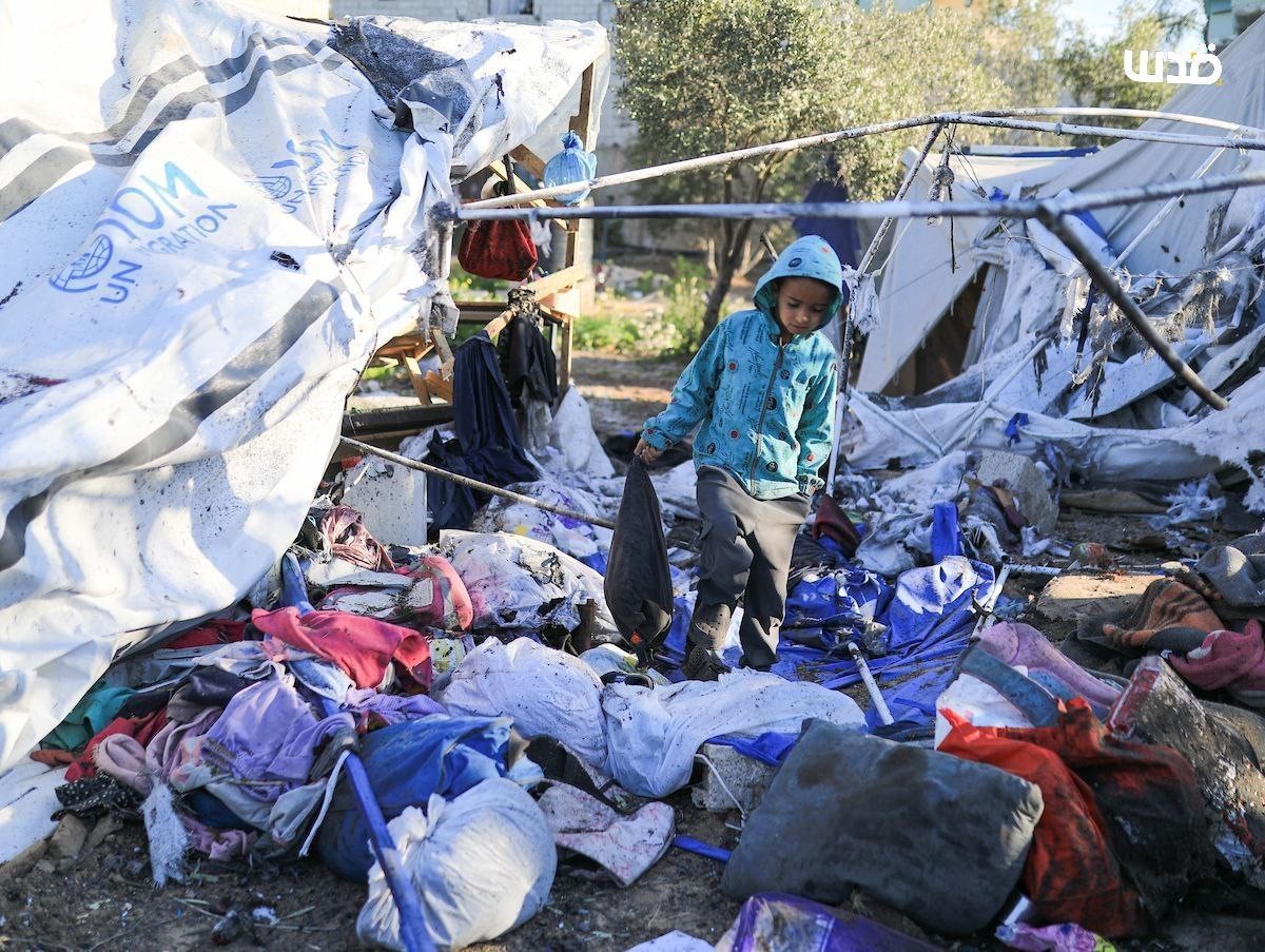 فلسطين – قصف متواصل على غزة: 3 شهداء من عائلة واحدة في النصيرات وشهيد رابع في خانيونس