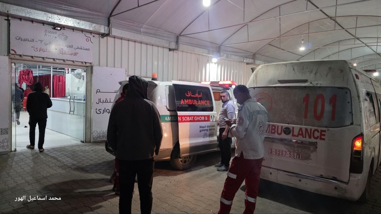 فلسطين – استمرار الانتهاكات بغزة: 6 شهداء في قصف حاجز للشرطة في مخيم البريج