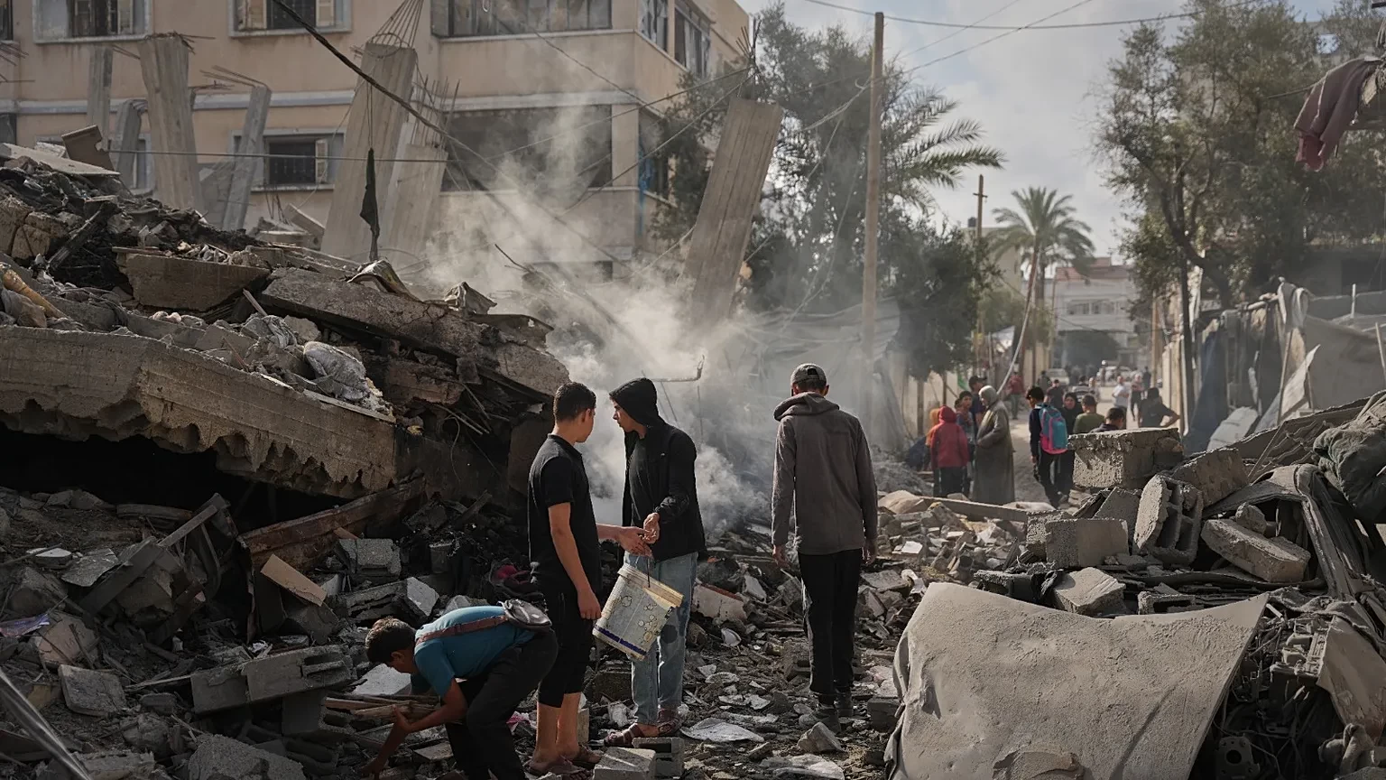 فلسطين – القتل يتواصل في غزة: قتيل وجريح في قصف على مركز للشرطة في دير البلح فلسطين – القتل يتواصل في غزة: قتيل وجريح في قصف على مركز للشرطة في دير البلح