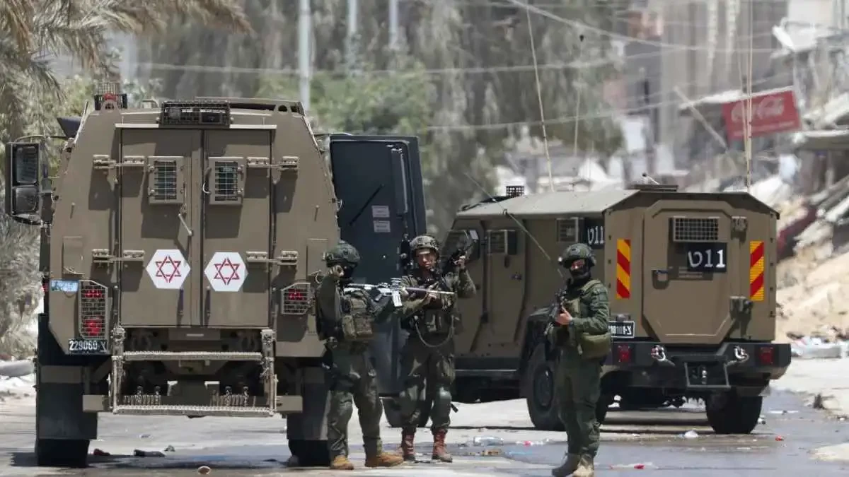 فلسطين – مداهمات وإطلاق نار واعتقالات في مدن وقرى الضفة الغربية فلسطين – مداهمات وإطلاق نار واعتقالات في مدن وقرى الضفة الغربية