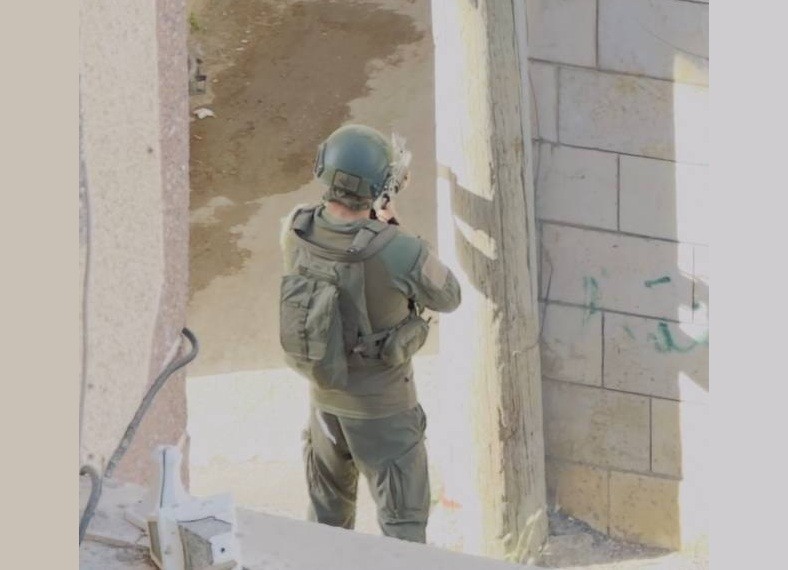 فلسطين – استهداف آلية لجيش الاحتلال بعبوة ناسفة في جنين وحملة اعتقالات في الضفة الغربية فلسطين – استهداف آلية لجيش الاحتلال بعبوة ناسفة في جنين وحملة اعتقالات في الضفة الغربية