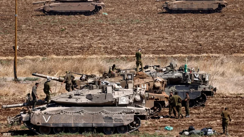 فلسطين المحتلة – “إسرائيل تقف على مفترق طرق وجودي”. جنرال إسرائيلي يدعو إلى وقف الحرب على مختلف الجبهات لمنع وقوع كارثة مستقبلية. فلسطين المحتلة – “إسرائيل تقف على مفترق طرق وجودي”. جنرال إسرائيلي يدعو إلى وقف الحرب على مختلف الجبهات لمنع وقوع كارثة مستقبلية.