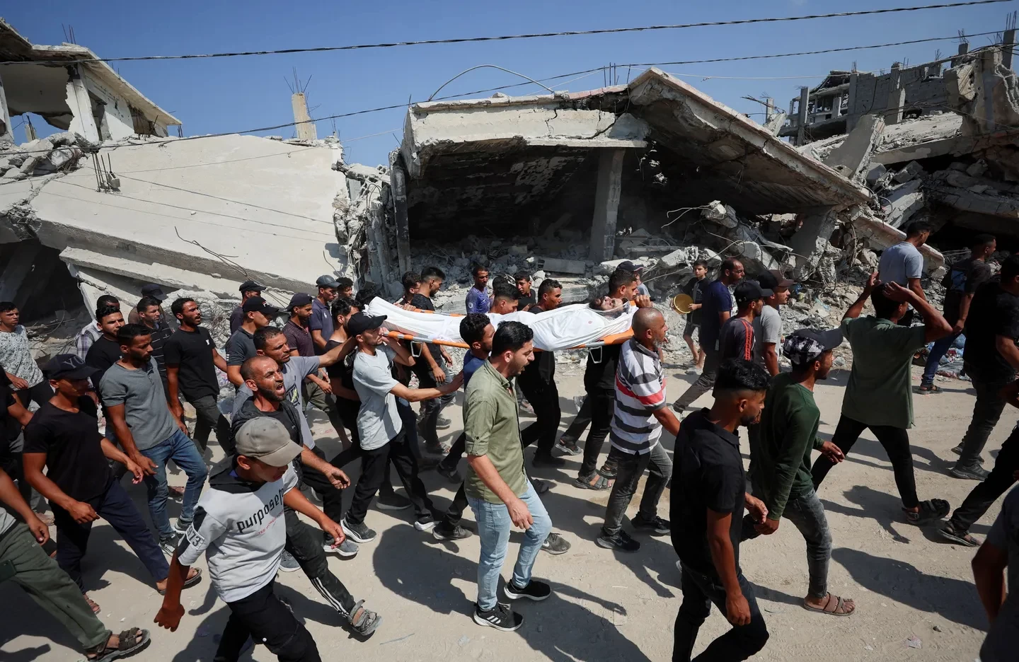 فلسطين – غزة: الاحتلال 1168 شهيداً نتيجة 3795 انتهاكاً إسرائيلياً لاتفاق وقف إطلاق النار فلسطين – غزة: الاحتلال 1168 شهيداً نتيجة 3795 انتهاكاً إسرائيلياً لاتفاق وقف إطلاق النار